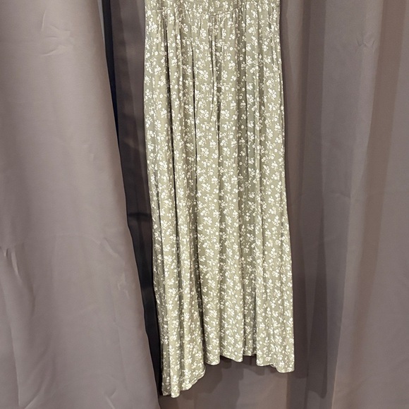 Floral Green Dress - Picture 6 of 7